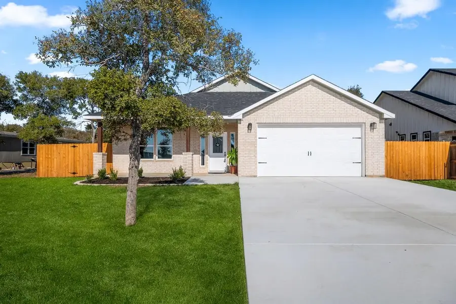 120 Plumeria Dr, Dale, TX 78616 - Image #2