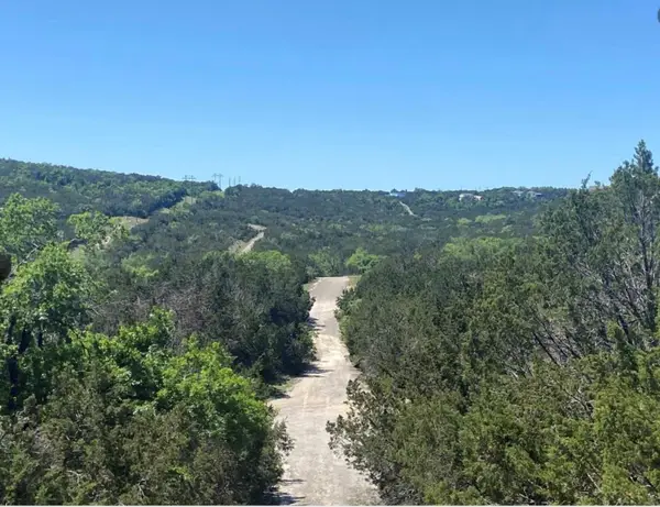 9302 Timber Trl, Lago Vista, TX 78645