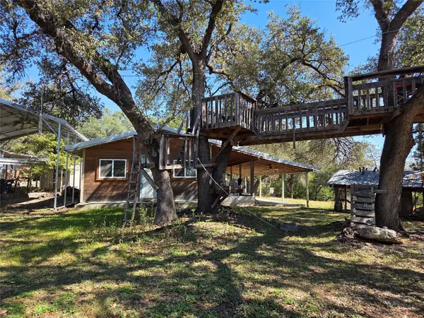 9815 Trails End Rd, Leander, TX 78641