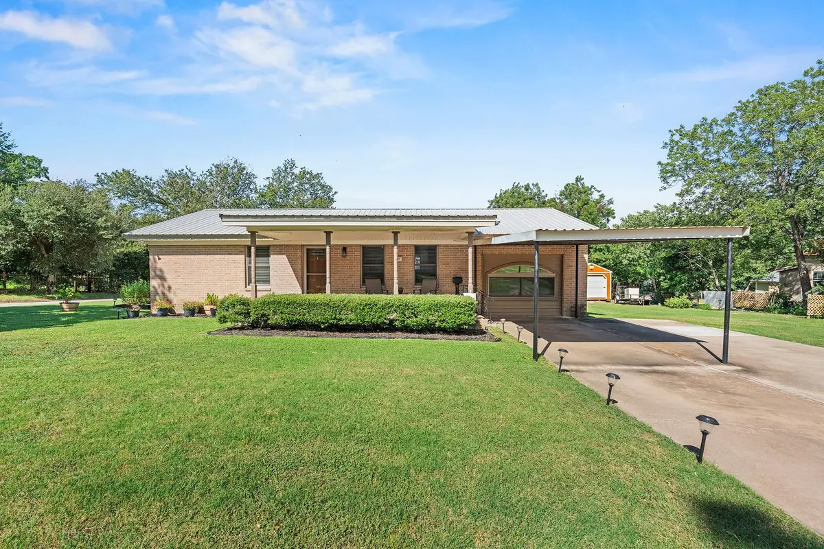 501 San Gabriel St, Rockdale, TX 76567 - Image #1