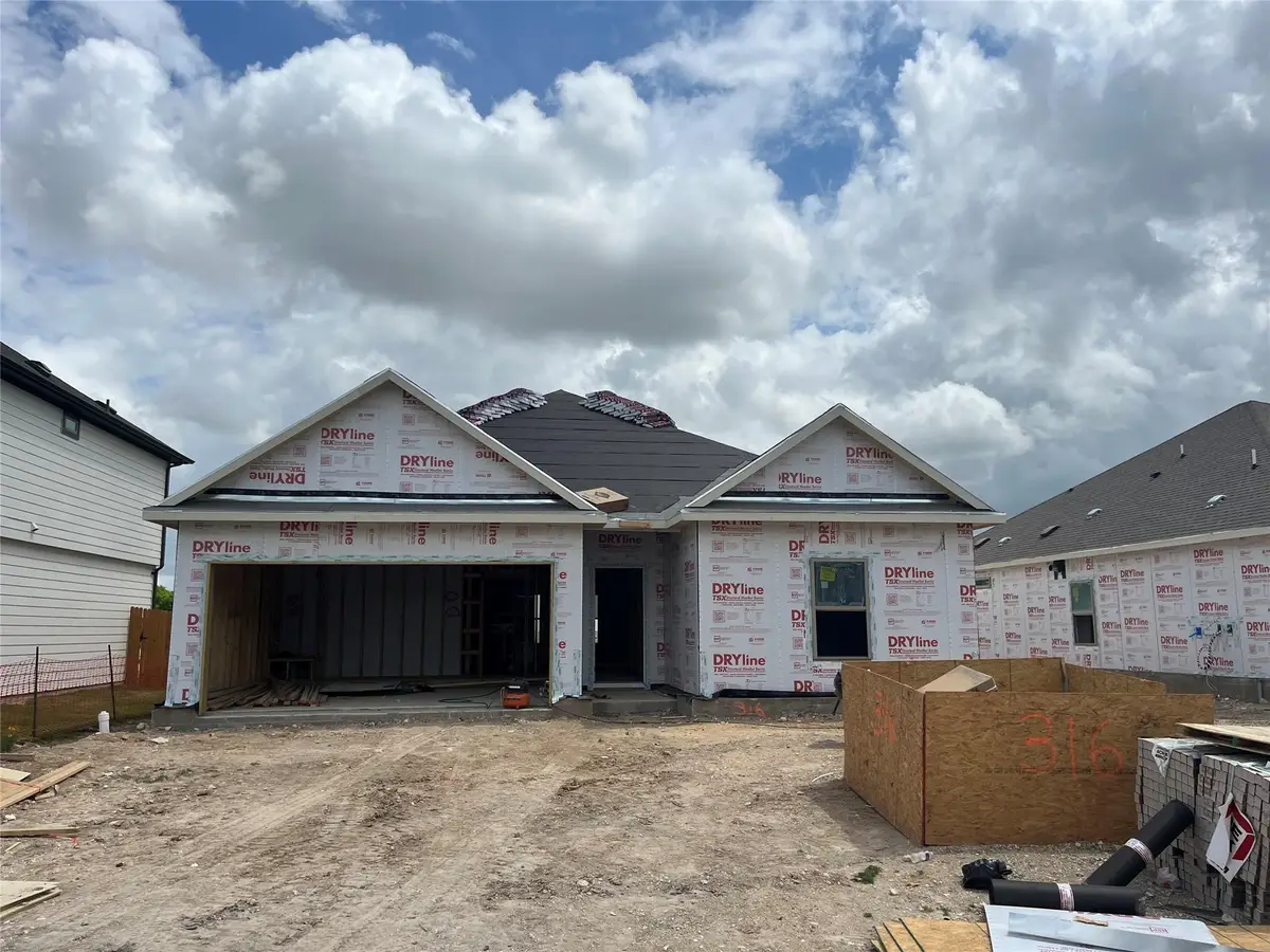 316 Sleep Hollow, Jarrell, TX 76537 - #1