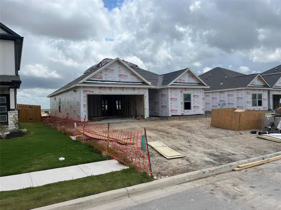 316 Sleep Hollow, Jarrell, TX 76537 - #3