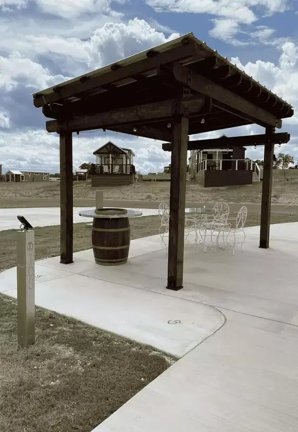 5386 Ranch Road 1376 #108, Fredericksburg, TX 78624