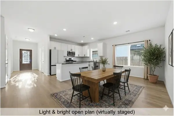 204 Bethany Creek Dr, Hutto, TX 78634