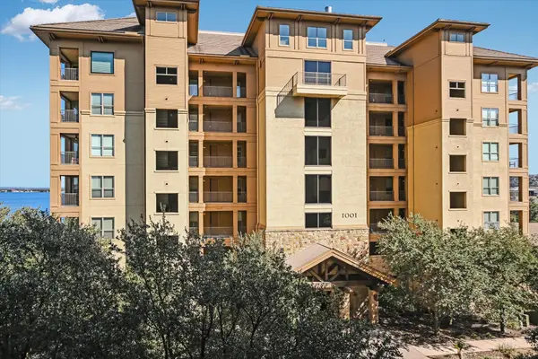 1001 The Cape Rd #33, Horseshoe Bay, TX 78657