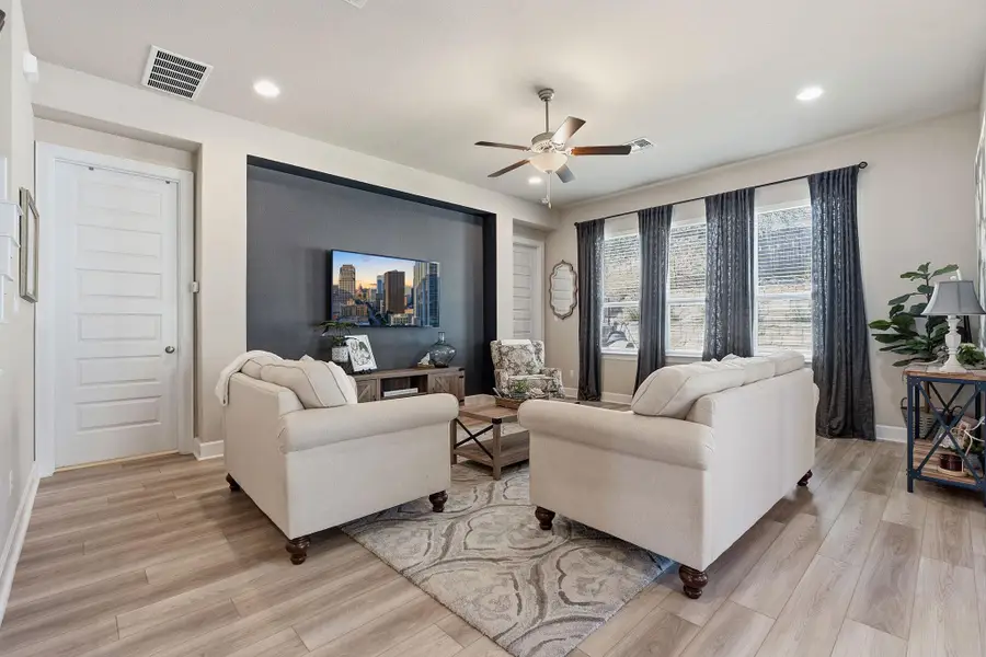 241 Village Oak Dr, Austin, TX 78737 - #2