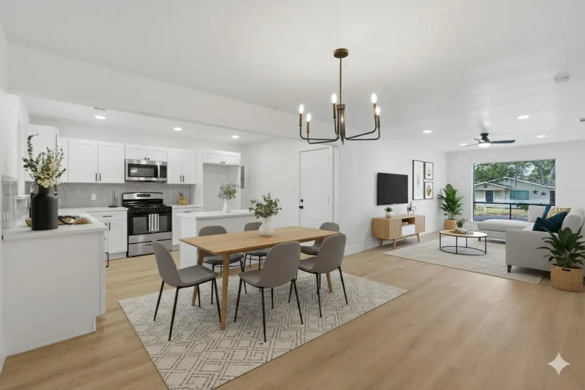 4704 Oak Cliff Dr, Austin, TX 78721 - #1