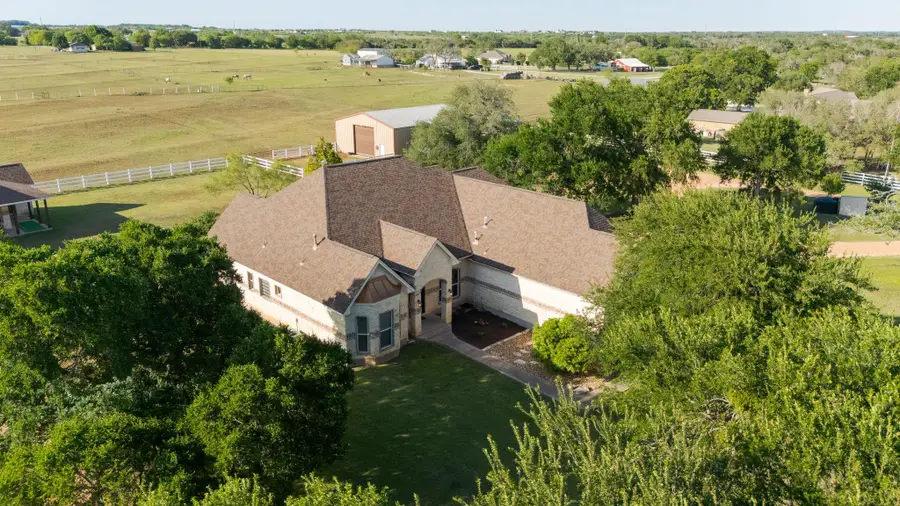 134 Creekside Dr, Liberty Hill, TX 78642 - #3
