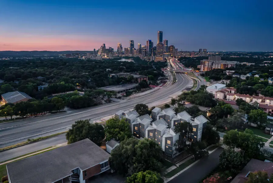 1500 Summit St #5, Austin, TX 78741 - #2