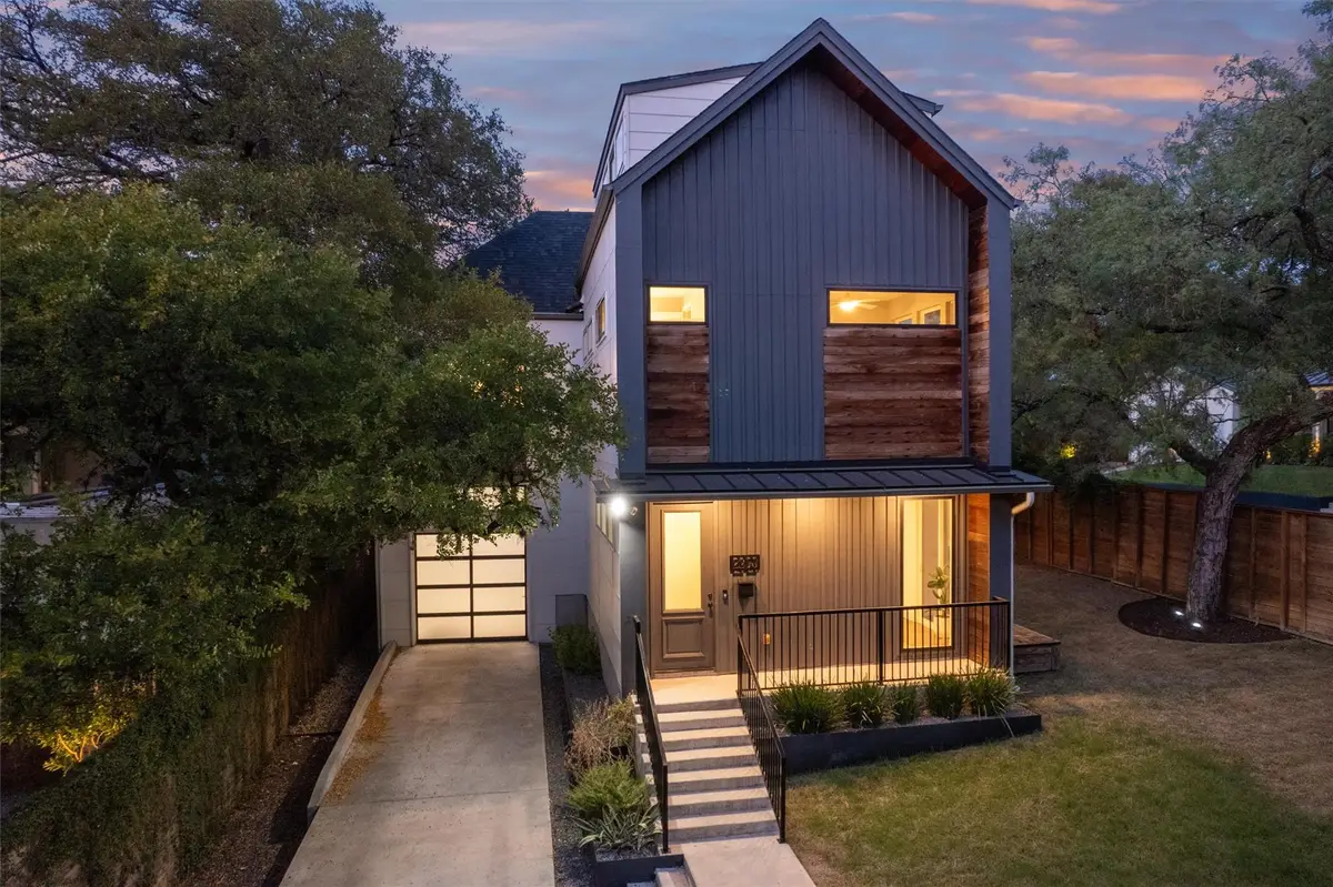 2200 La Casa Dr, Austin, TX 78704 - #1