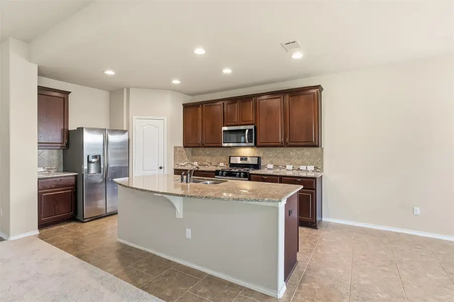 2538 Ravenwood Dr, Round Rock, TX 78665 - Image #2