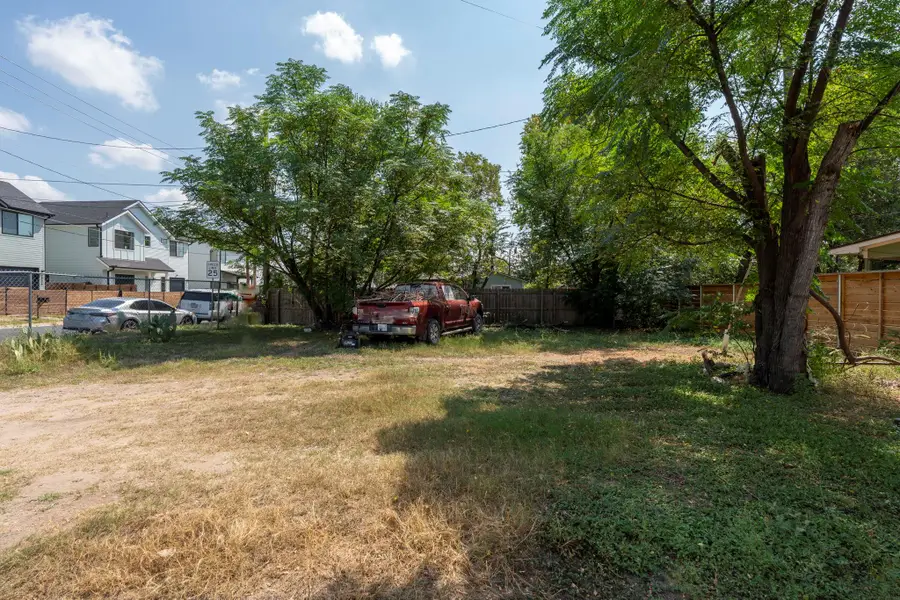4803 Lott Ave, Austin, TX 78721 - Image #2