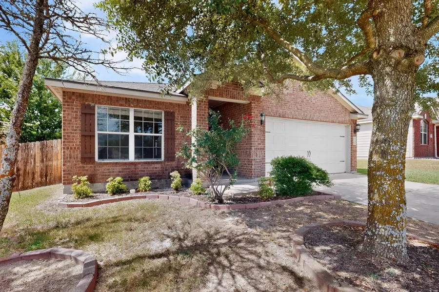 108 Judge King Dr, Jarrell, TX 76537 - #2