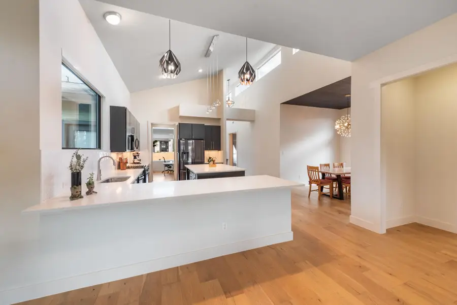 3006 Garden Villa Ln, Austin, TX 78704 - #3