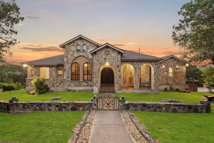 5310 River Oaks Dr, New Braunfels, TX 78132 - #2