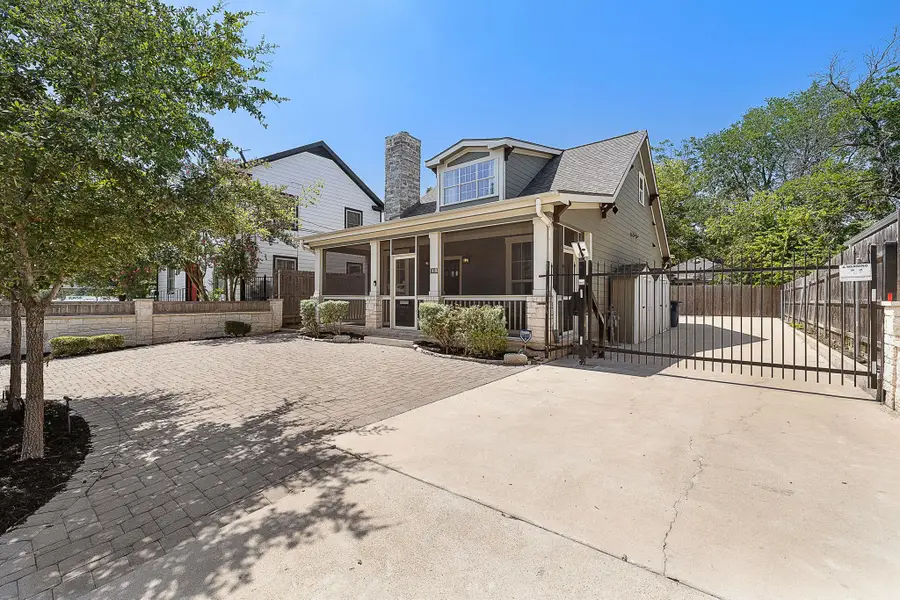 1011 E 38th 1/2 St, Austin, TX 78751 - #2