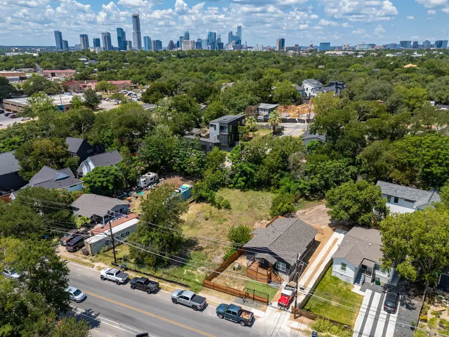 3002 Webberville Rd #1, Austin, TX 78702 - Image #2