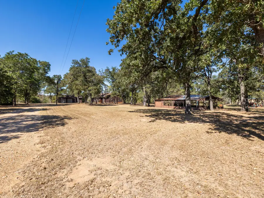 1949 County Road 347 Loop, Gause, TX 77857 - Image #2