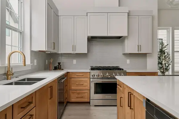2209 Woodland Ave #203, Austin, TX 78741