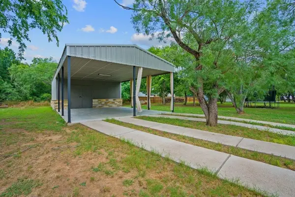130 Koele Ct, Bastrop, TX 78602