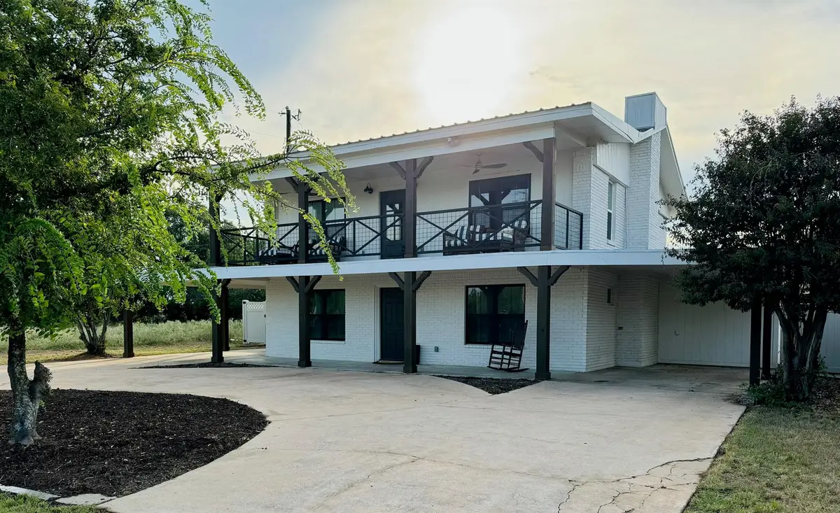 1002 Granite Dr, Granite Shoals, TX 78654 - Image #1