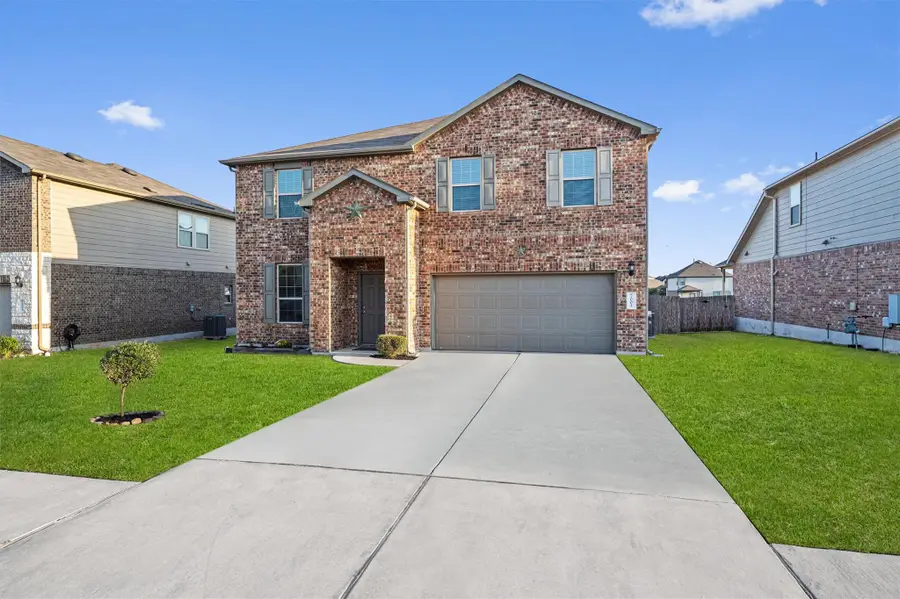 7001 Midlothian Dr, Austin, TX 78754 - Image #2