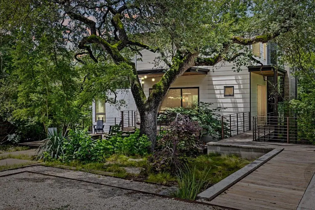 801 The High Rd, Austin, TX 78746 - #1