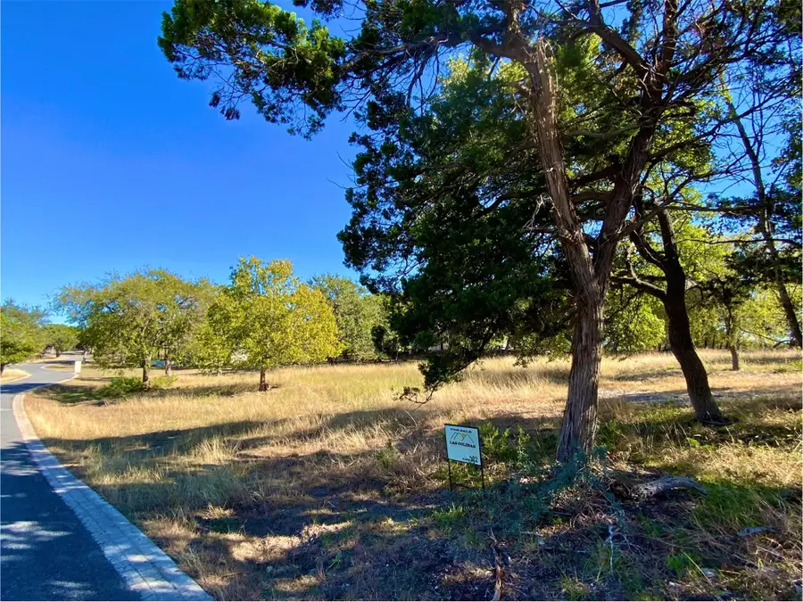 476 San Juan St S, Kerrville, TX 78028 - #2