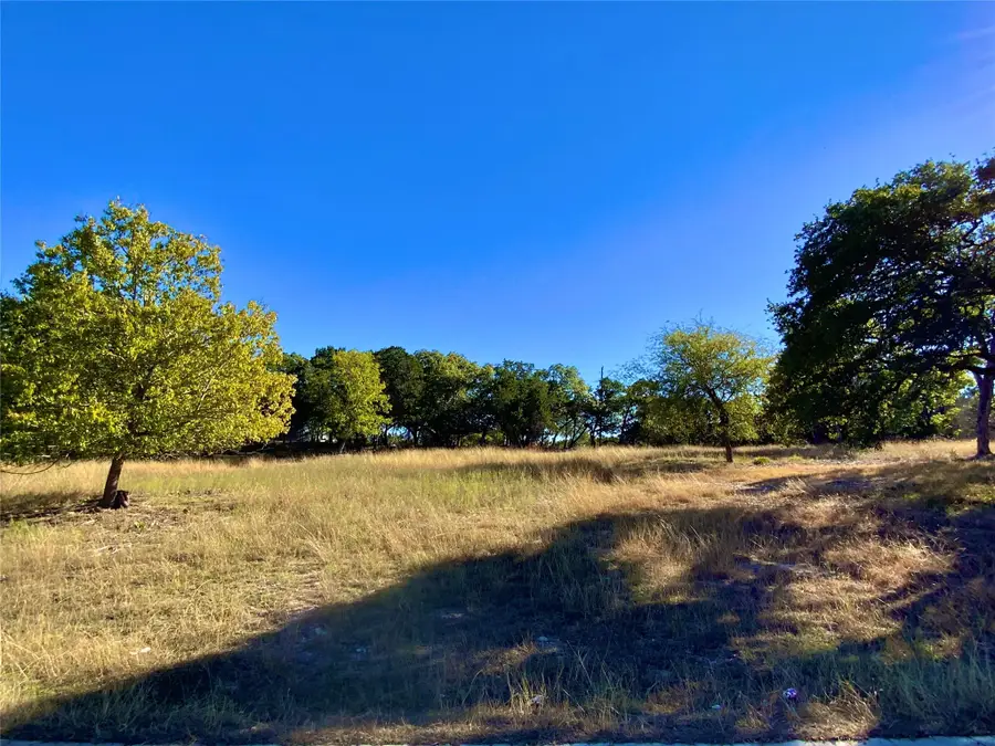 476 San Juan St S, Kerrville, TX 78028 - #3