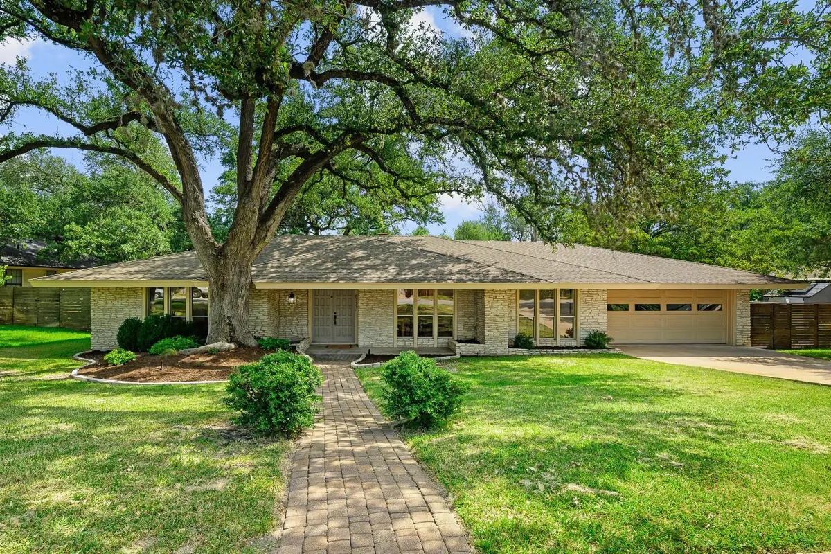 8711 Mountain Ridge Dr, Austin, TX 78759 - #1