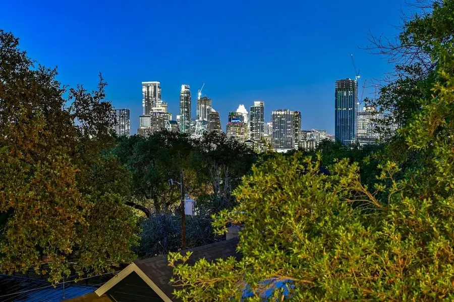 1402 Alta Vista Ave, Austin, TX 78704 - #2