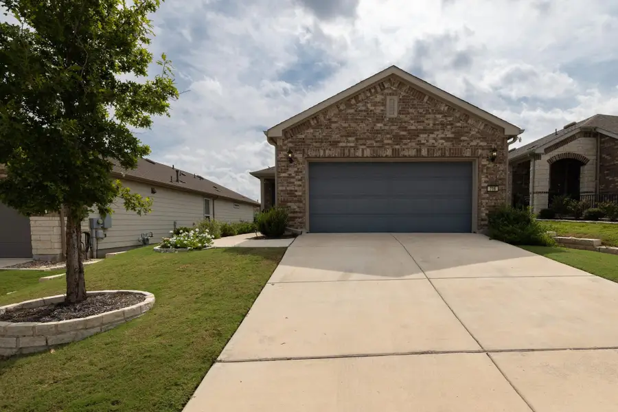 716 Kitty Hawk Rd, Georgetown, TX 78633 - #2