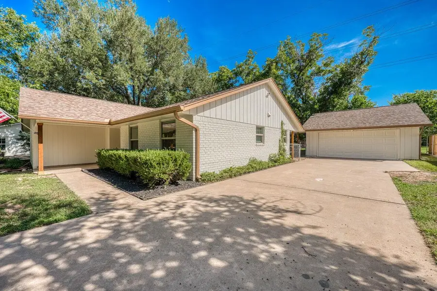 319 Columbine St, Marble Falls, TX 78654 - #3