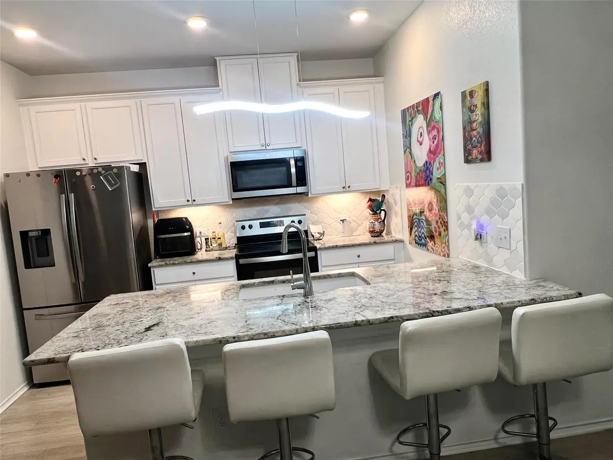 504 Barbary Coast Ln Ln, Jarrell, TX 76537 - #1