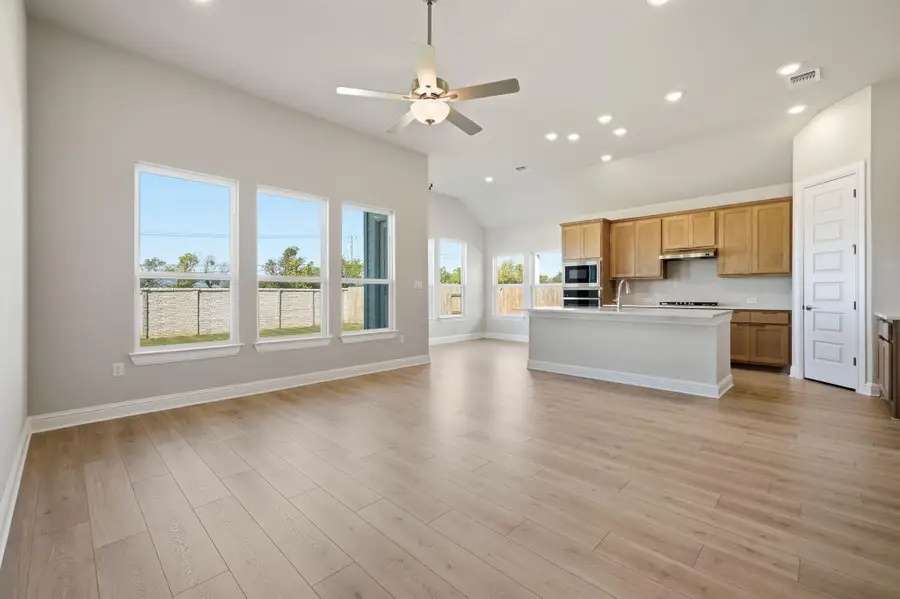 20216 Smedley Dr, Pflugerville, TX 78660 - Image #3