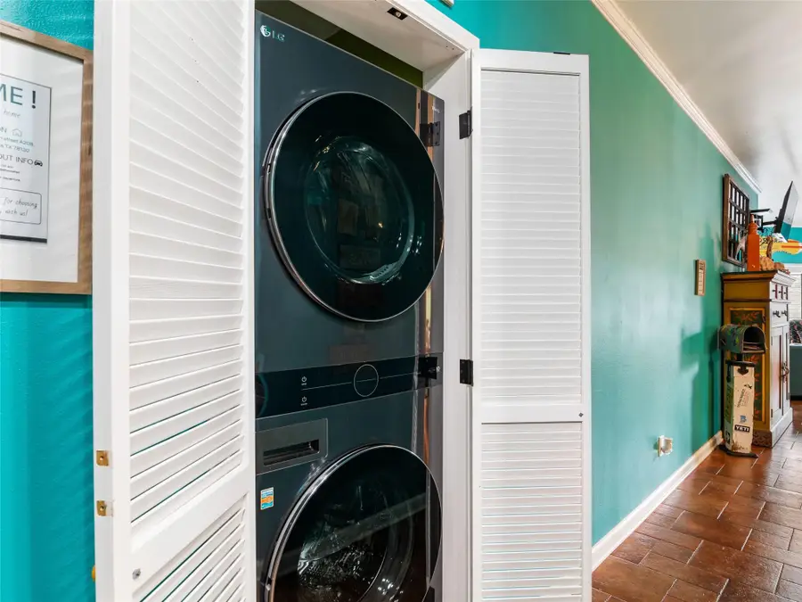 401 W Lincoln St #A208, New Braunfels, TX 78130 - #3