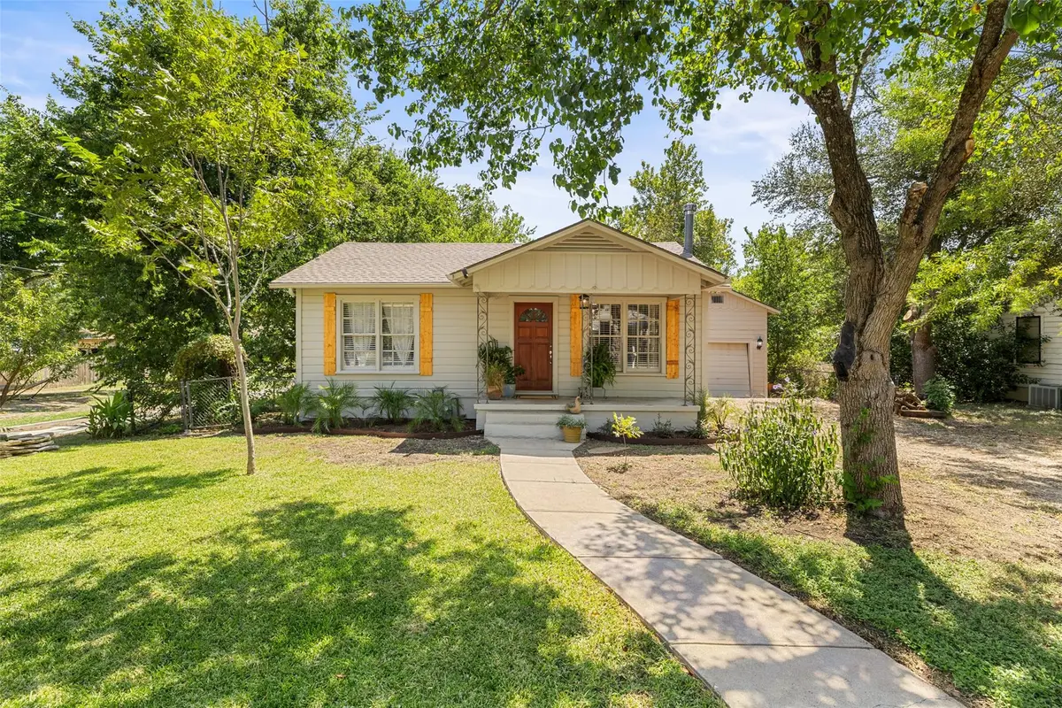 1701 W 7th St, Taylor, TX 76574 - Image #1