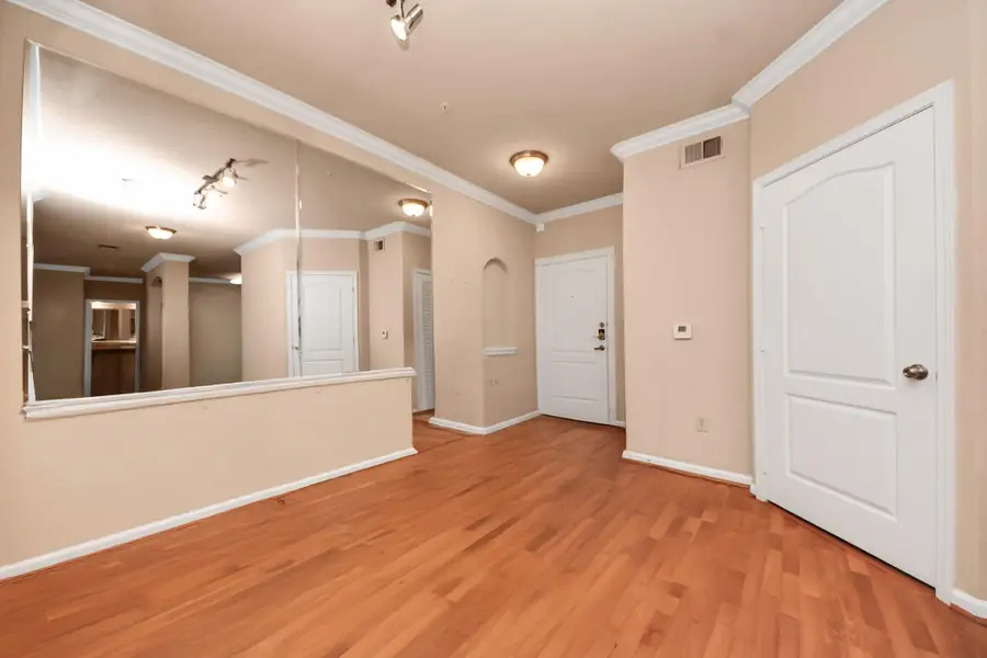 1711 Old Spanish Trl #404, Houston, TX 77054 - #3