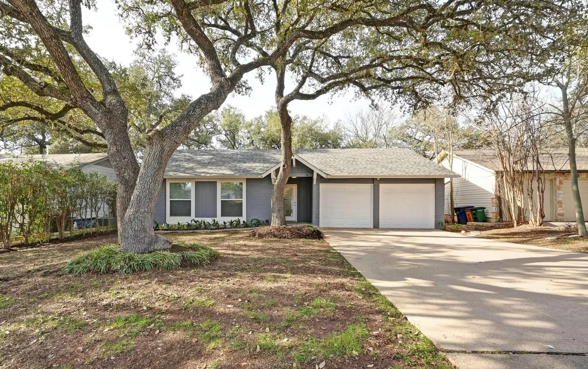 915 Bodark Ln, Austin, TX 78745 - #1