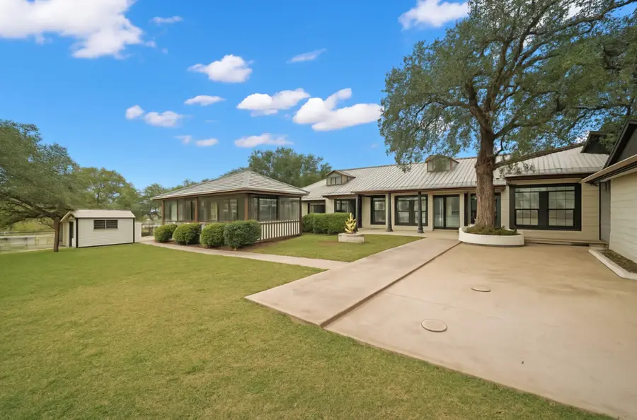 18621 E State Hwy 29, Buchanan Dam, TX 78609 - Image #3