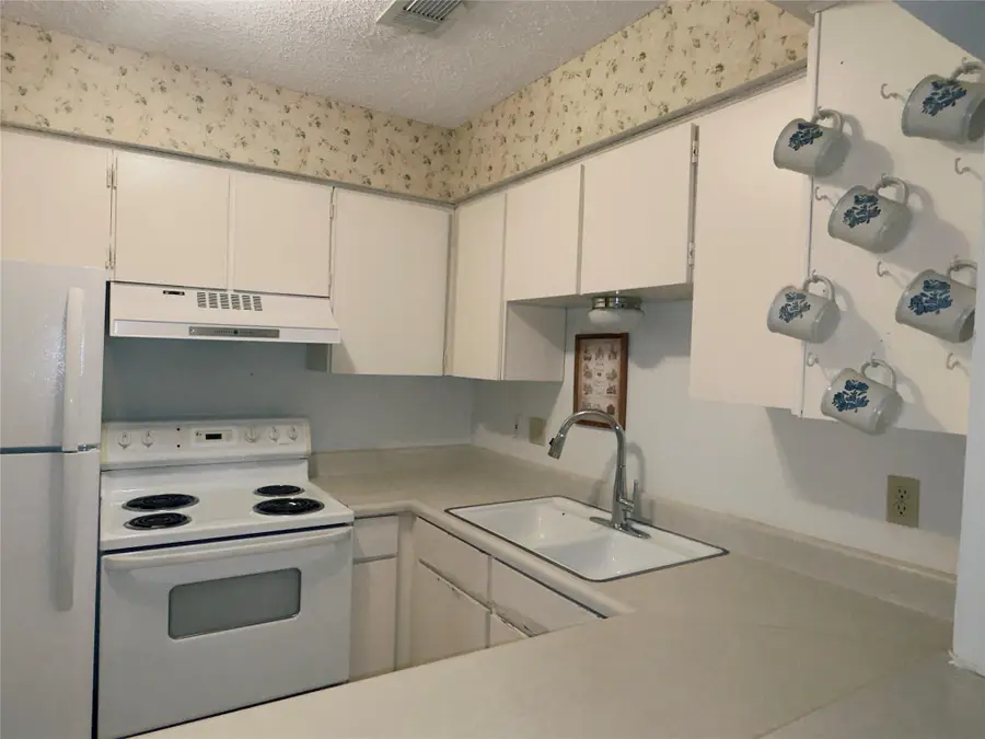 1202 Hi Stirrup #409, Horseshoe Bay, TX 78657 - #3