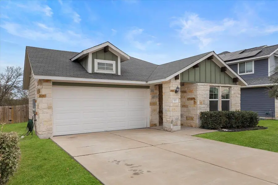 123 Saranac Dr, Elgin, TX 78621 - Image #2