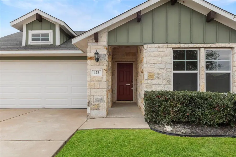 123 Saranac Dr, Elgin, TX 78621 - Image #3