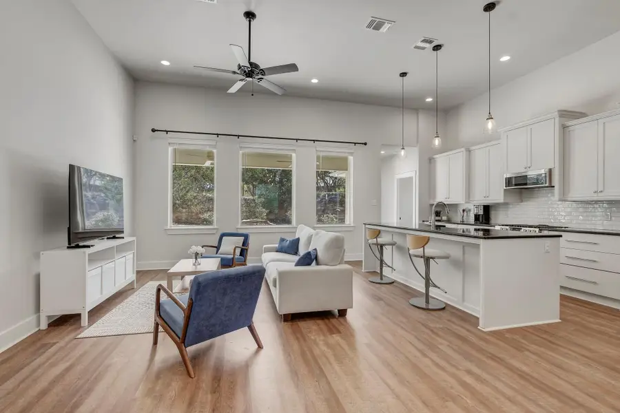 21814 Bluejay Blvd, Lago Vista, TX 78645 - #2