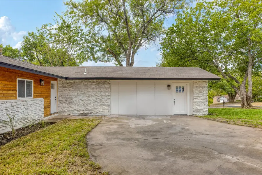 6907 Tulane Dr, Austin, TX 78723 - Image #2