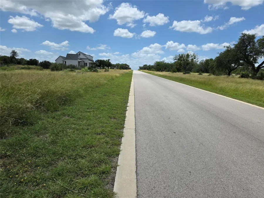 241 Spicewood Trails Dr, Spicewood, TX 78669 - #3