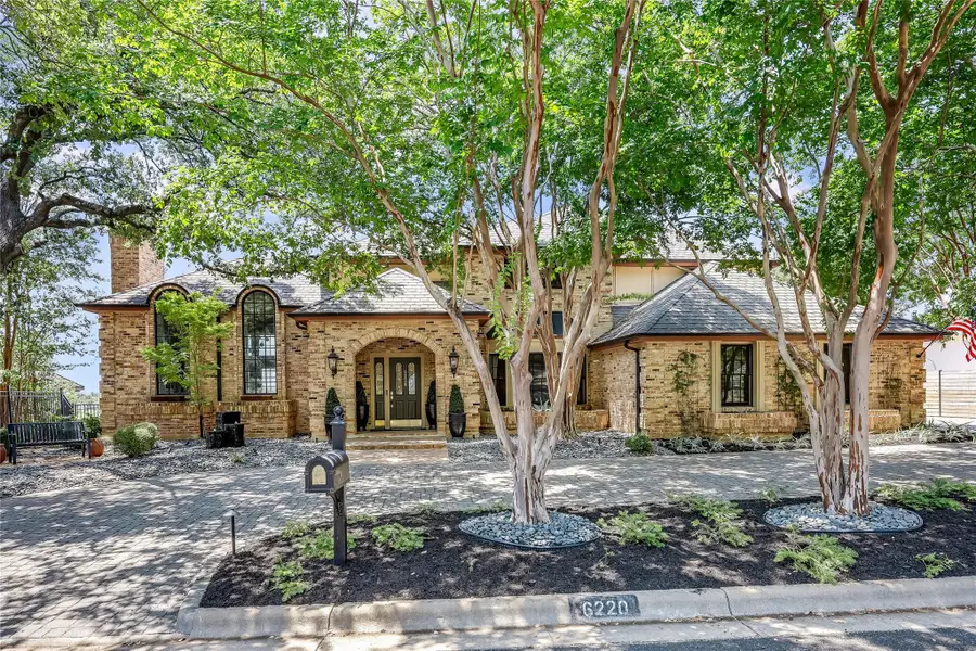 6220 Ledge Mountain Dr, Austin, TX 78731 - Image #2