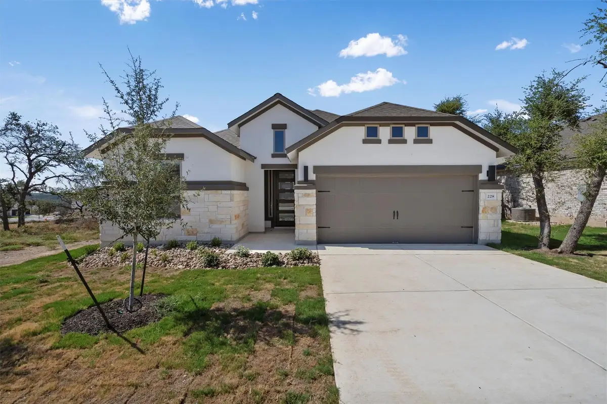228 Scenic Hills Cir, Georgetown, TX 78628 - #1