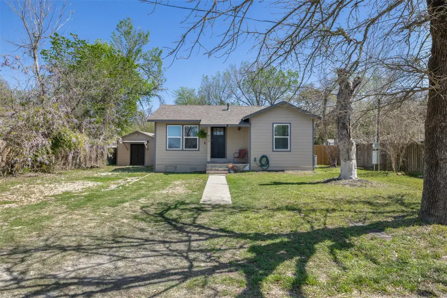 823 Hickory St, Rockdale, TX 76567 - #2