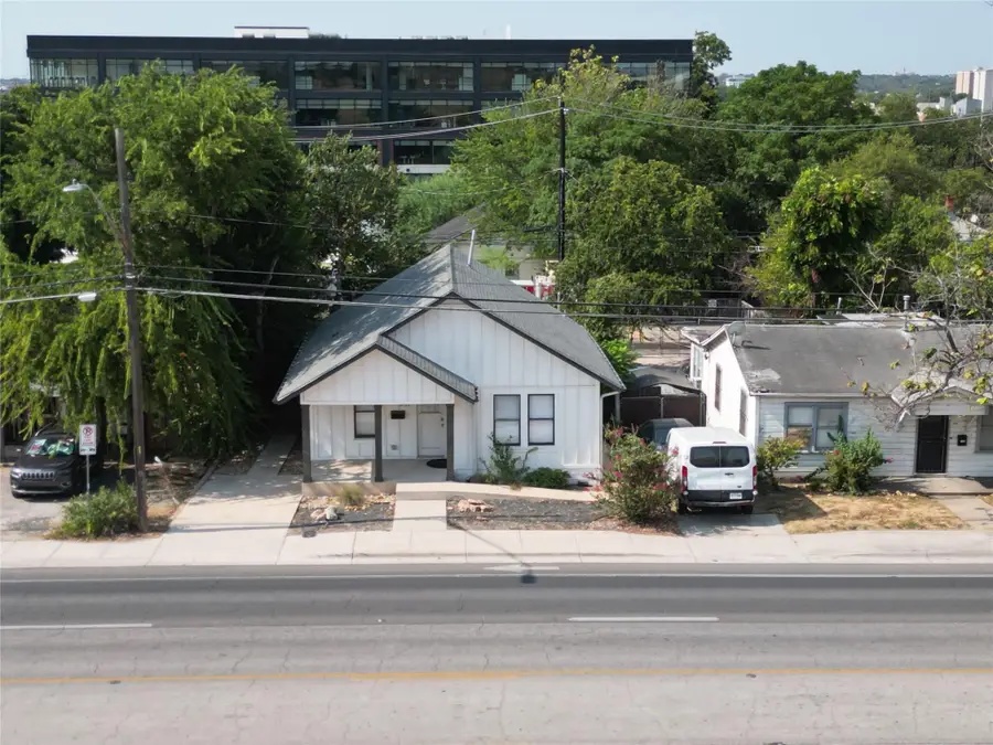 1711 E 7th St, Austin, TX 78702 - #2